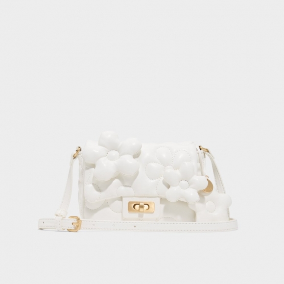Aldo Fflowerpuffyy - White Aldo Fflowerpuffyy - White