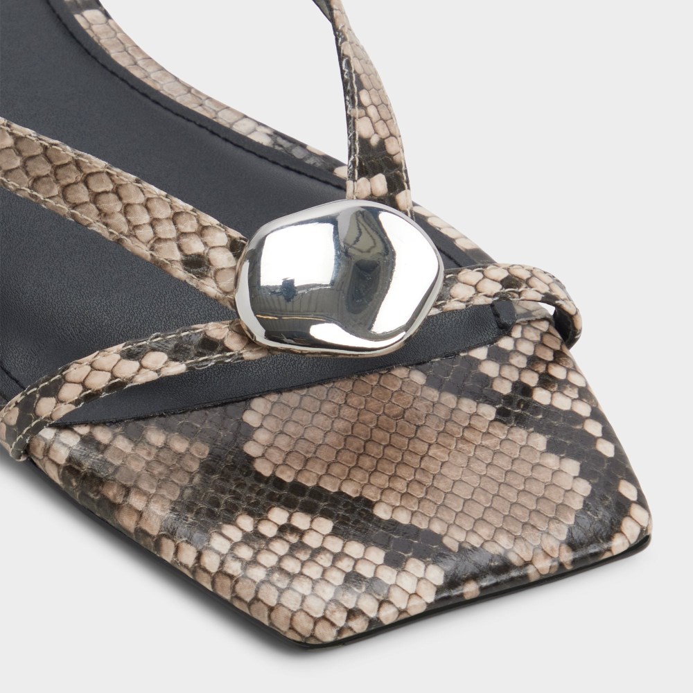 Aldo Iliria - White/black