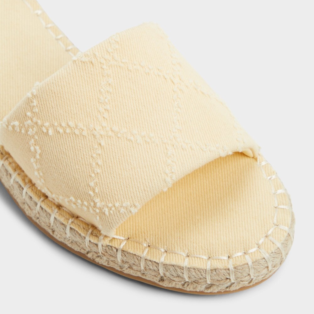 Aldo Erireni - Dark Yellow