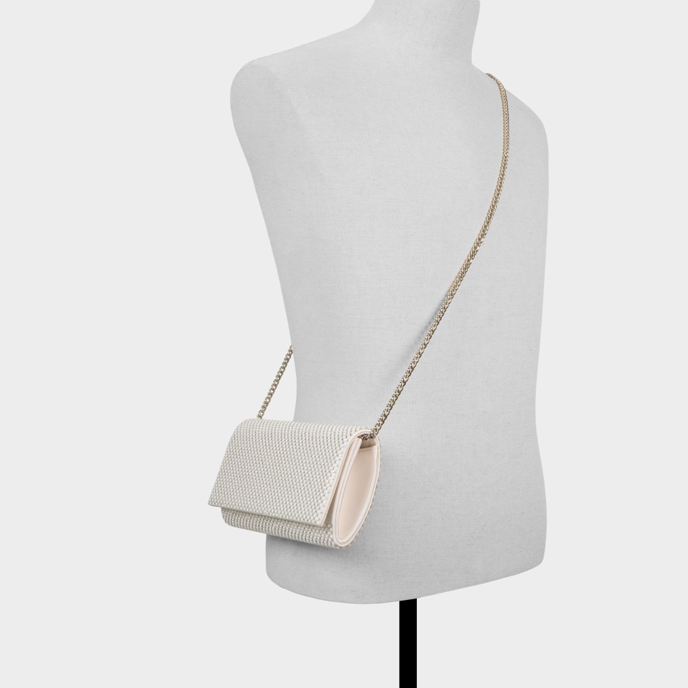 Aldo Faharii - Ivory